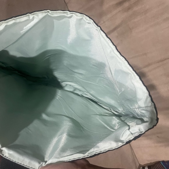 Kipling ipad / large tablet case. Next to new. Used few times - Picture 5 of 6